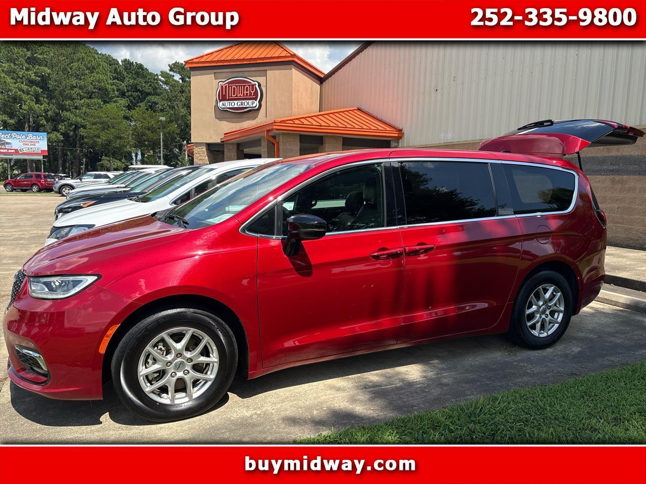 2025 Chrysler Pacifica Select FWD