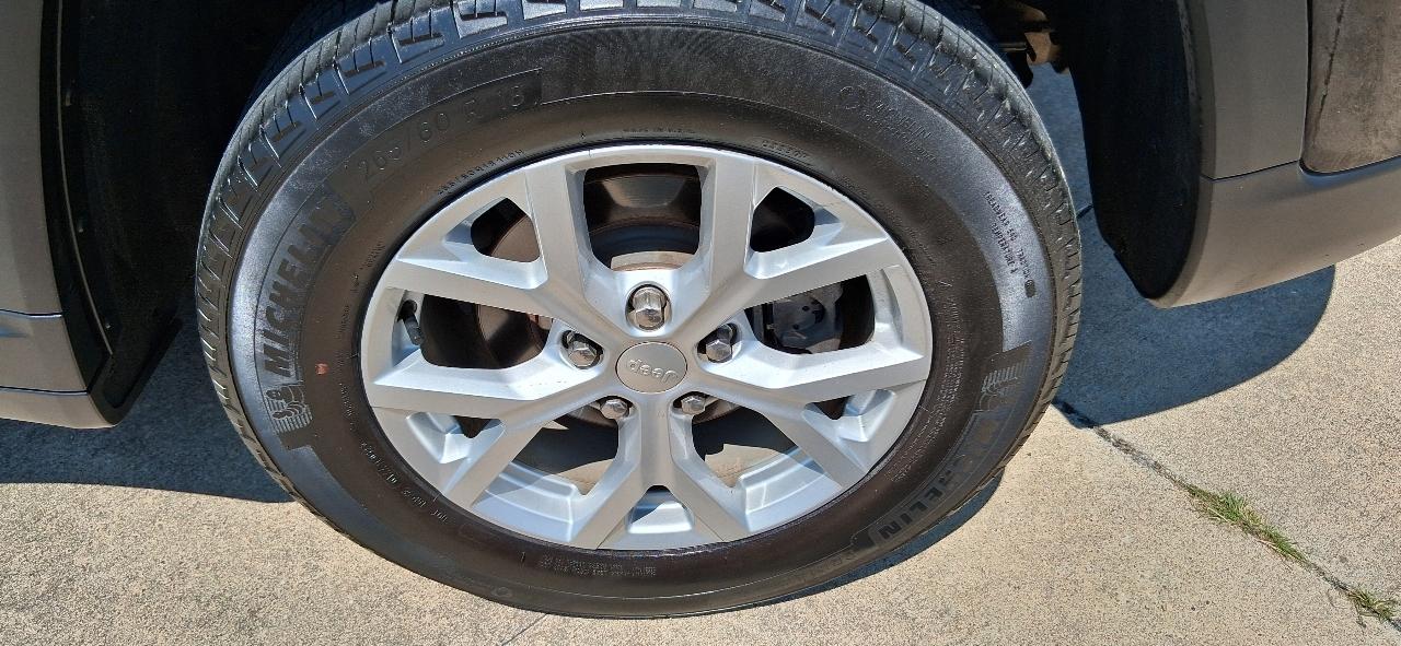 Jeep Grand Cherokee Limited 4x4 2023