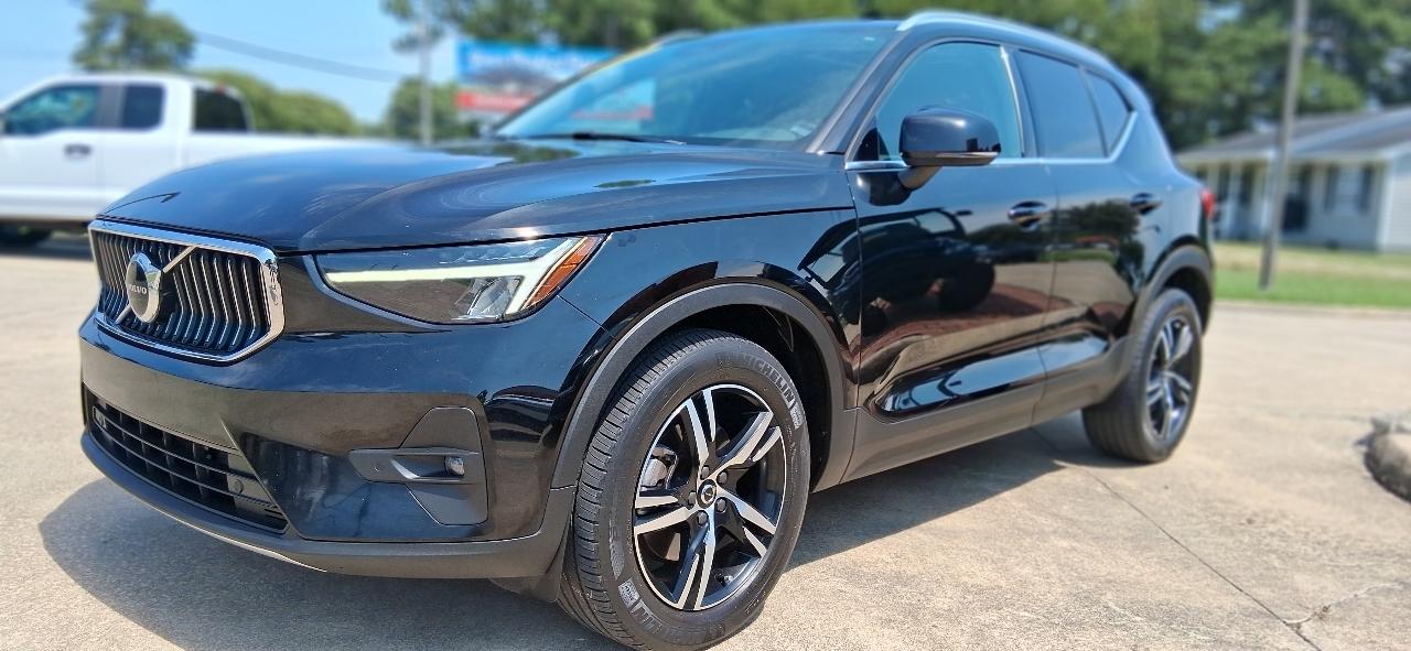 Volvo XC40 B5 AWD Plus Bright Theme 2023