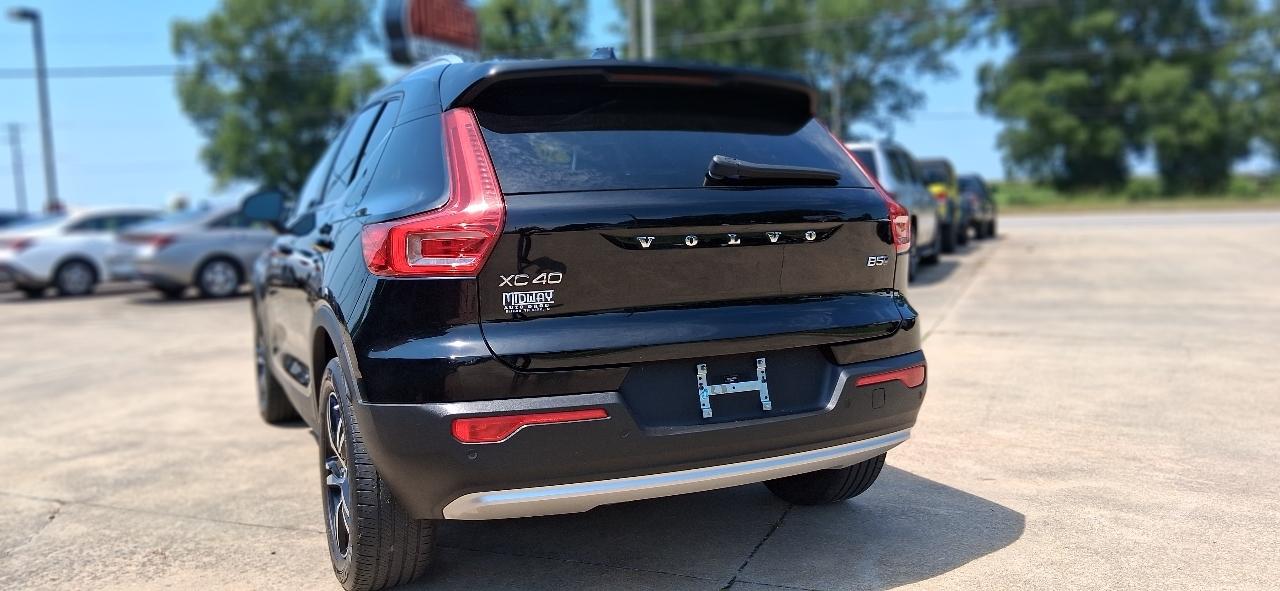 Volvo XC40 B5 AWD Plus Bright Theme 2023