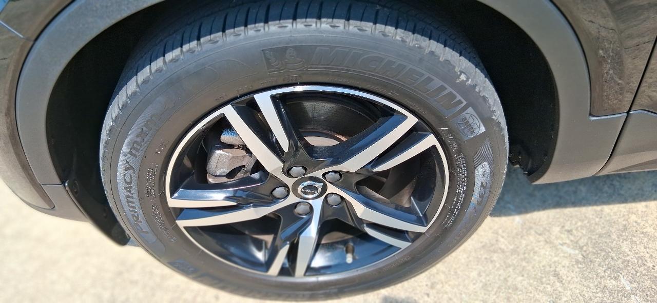 Volvo XC40 B5 AWD Plus Bright Theme 2023