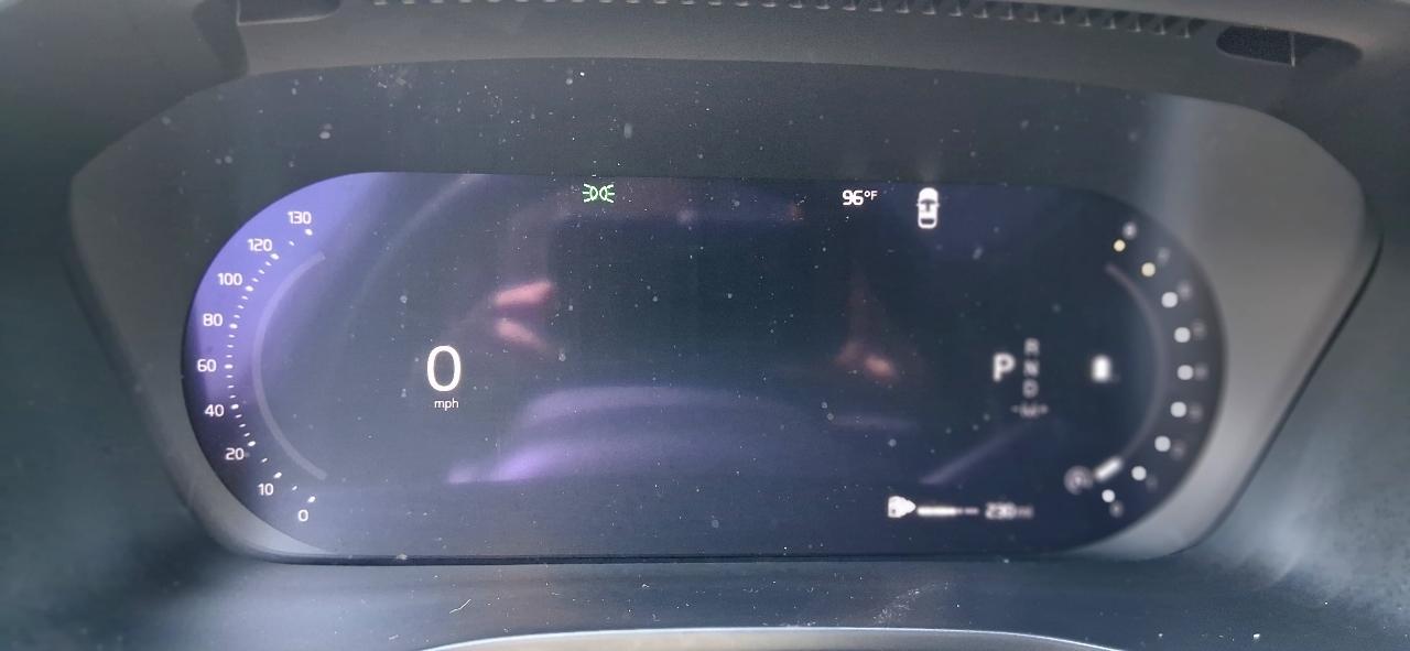 Volvo XC40 B5 AWD Plus Bright Theme 2023