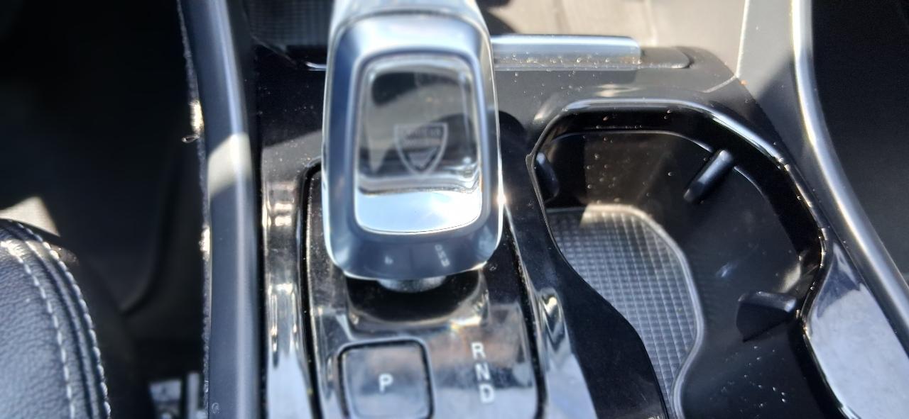 Volvo XC40 B5 AWD Plus Bright Theme 2023
