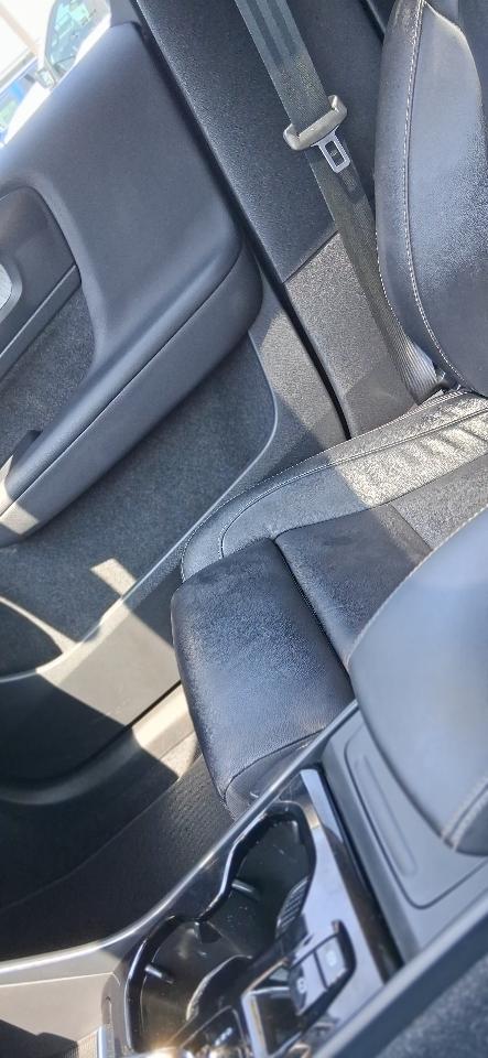 Volvo XC40 B5 AWD Plus Bright Theme 2023