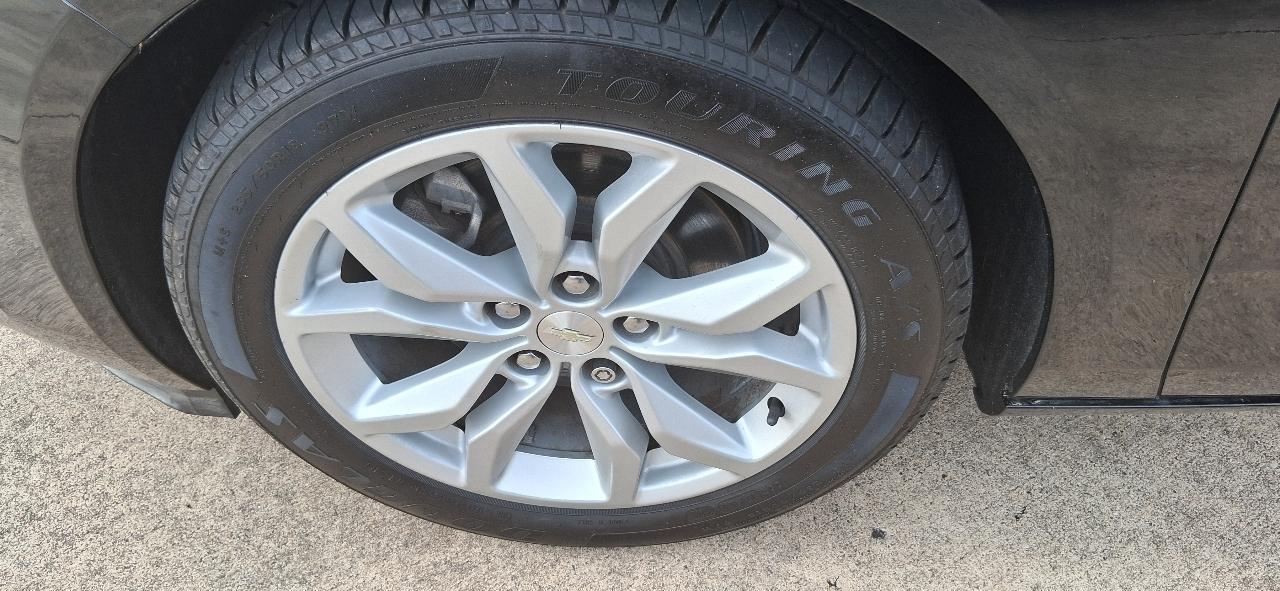 Chevrolet Impala 4dr Sdn LT w/1LT 2016
