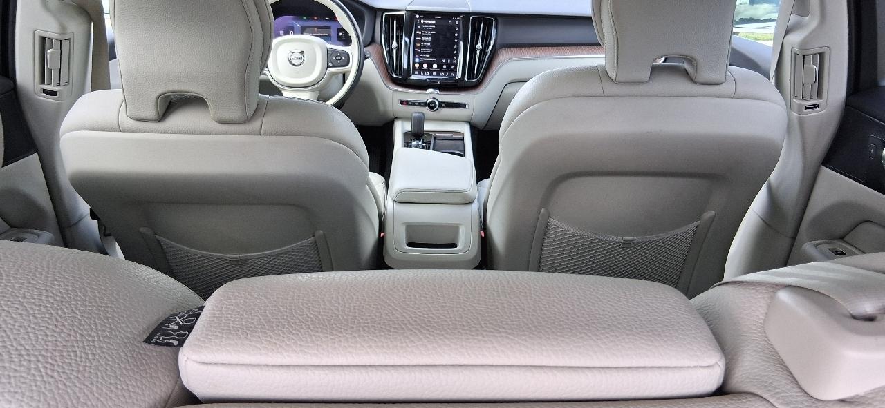 Volvo XC60 B5 AWD Momentum 2022