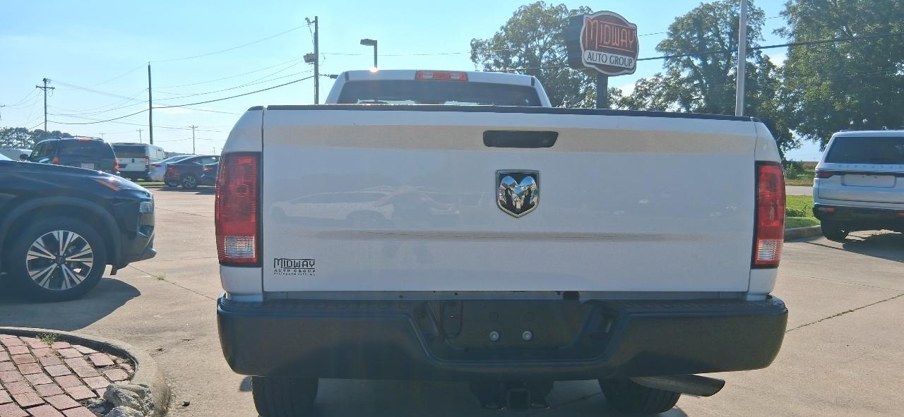 RAM 1500 Classic Tradesman 4x2 Reg Cab 8' Box 2019