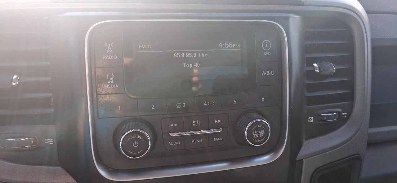 RAM 1500 Classic Tradesman 4x2 Reg Cab 8' Box 2019