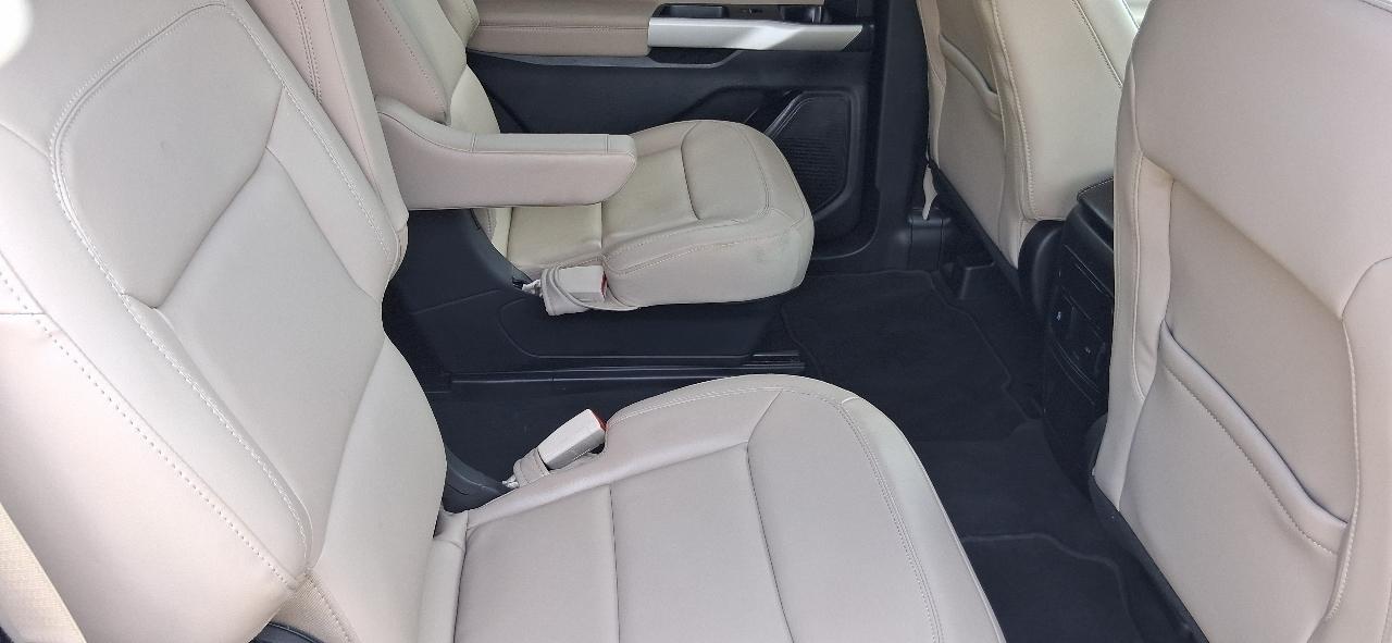 Ford Explorer XLT 4WD 2022