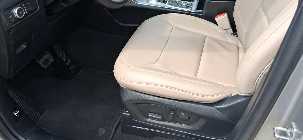 Ford Explorer XLT 4WD 2022