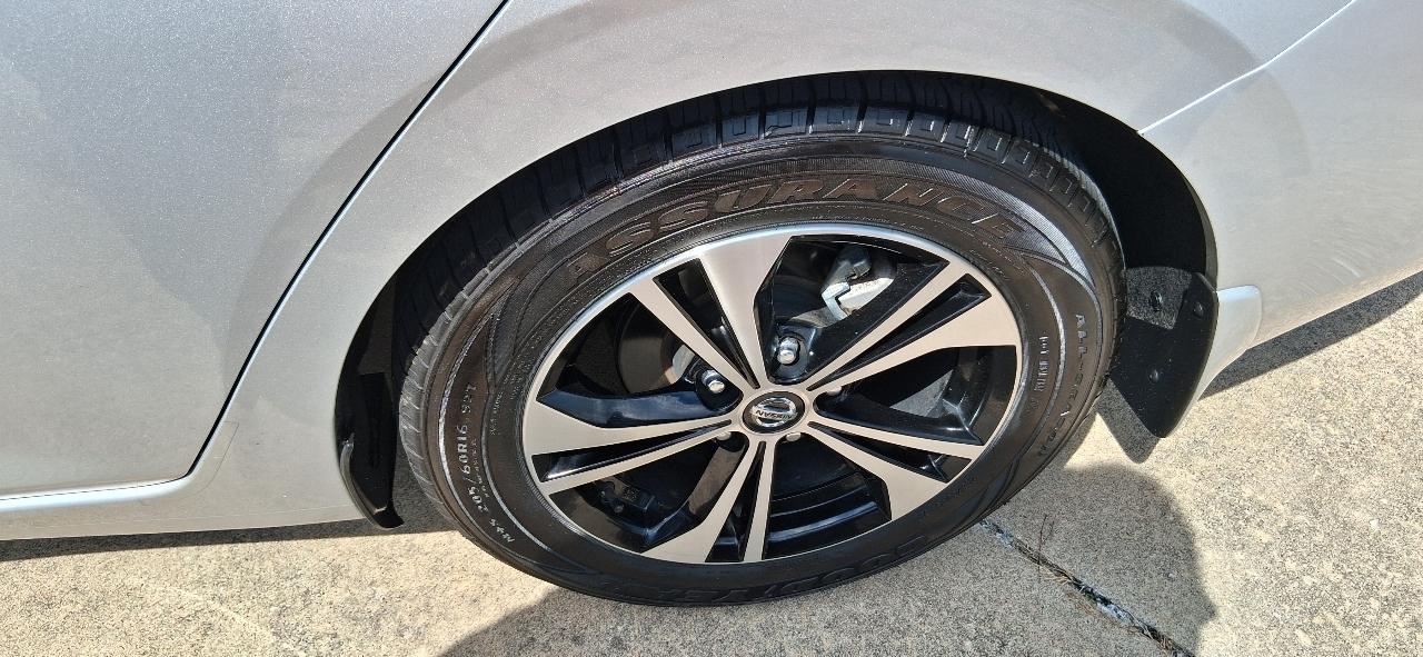 Nissan Sentra SV CVT 2023