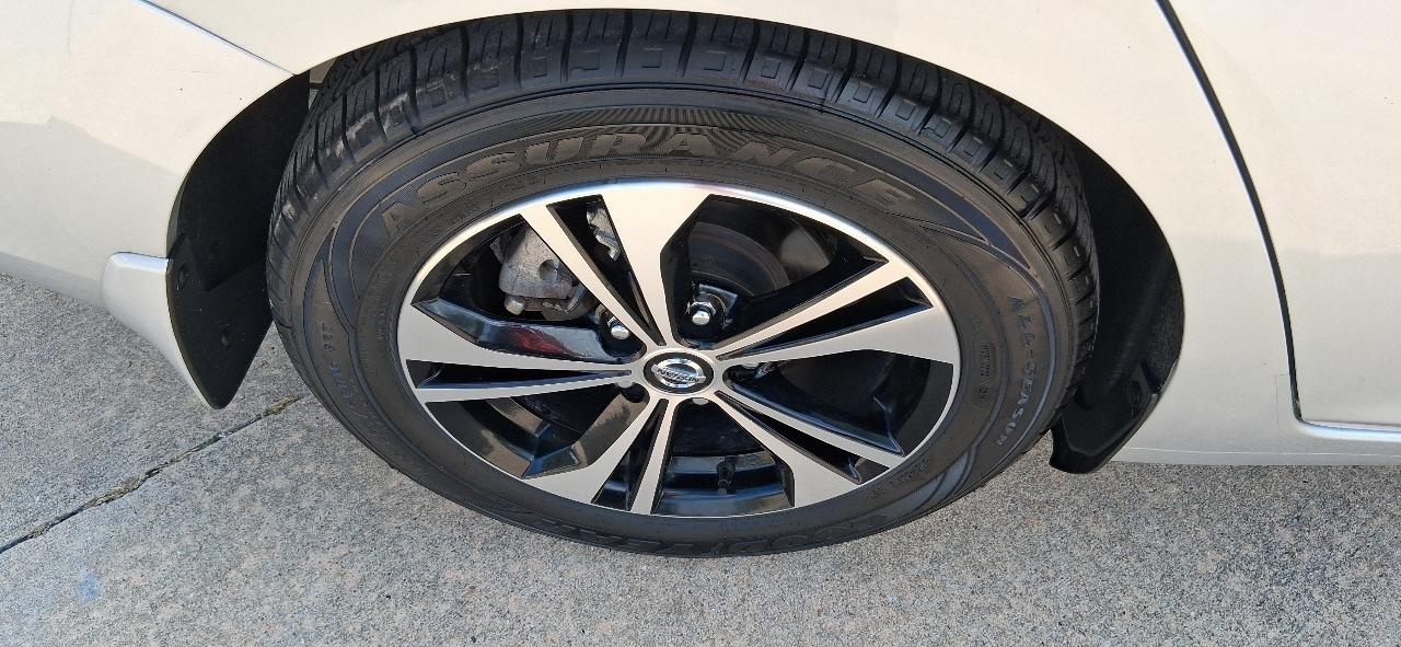 Nissan Sentra SV CVT 2023
