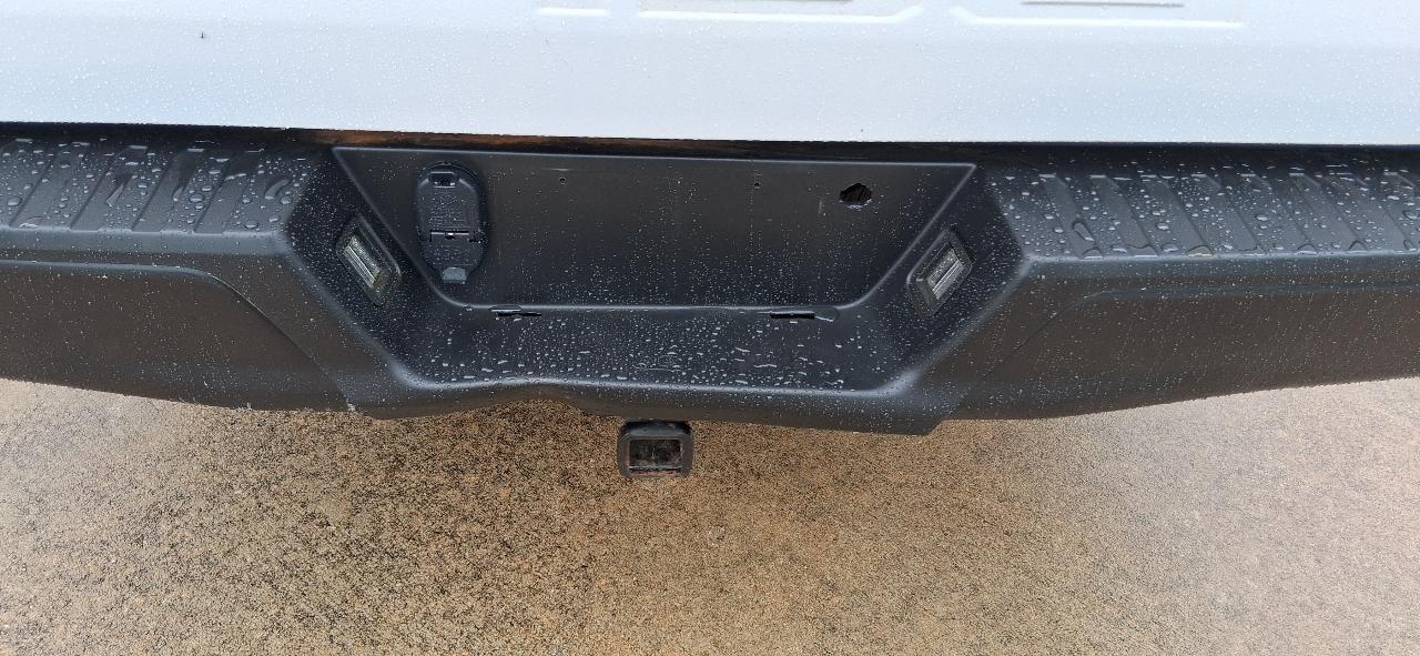 Ford F-150 XLT 2WD Reg Cab 8' Box 2018