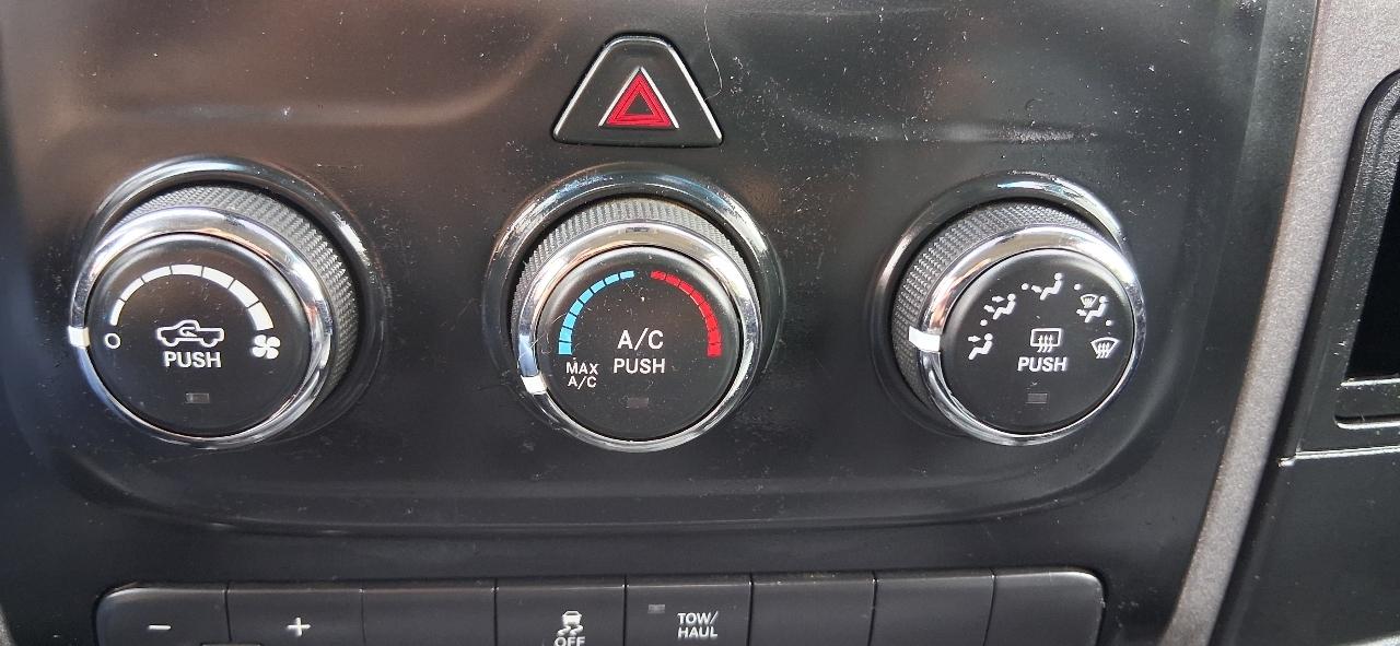 RAM 1500 Classic Tradesman 4x4 Quad Cab 6'4" Box 2021