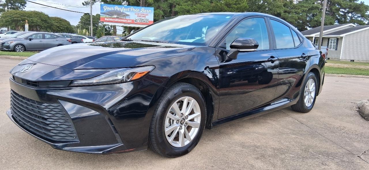 Toyota Camry Hybrid LE 4D Sedan 2025