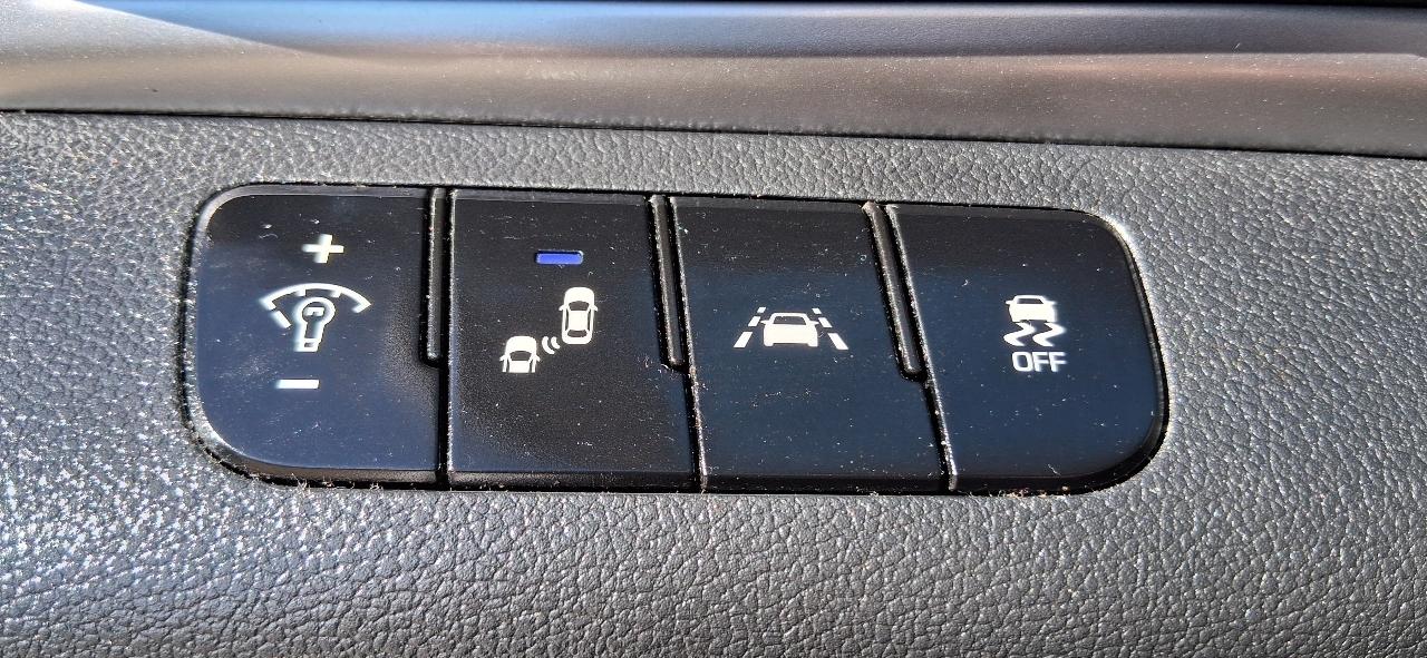 Hyundai Elantra SEL IVT 2020