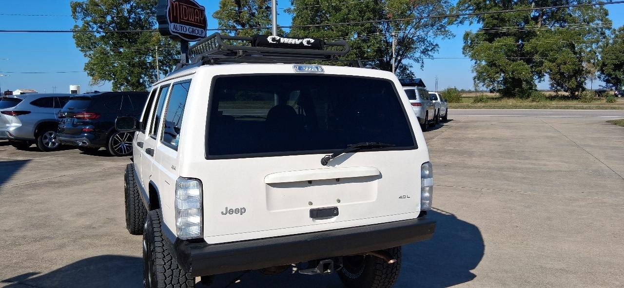 Jeep Cherokee 4dr Classic 4WD 1999