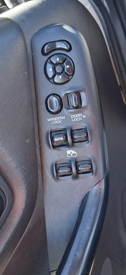 Jeep Cherokee 4dr Classic 4WD 1999
