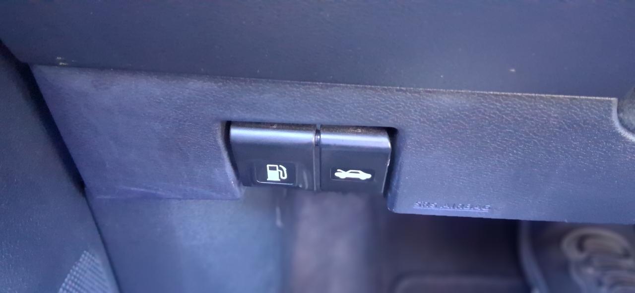 Nissan Versa SV CVT 2022