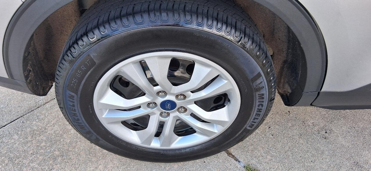 Ford Escape S FWD 2022