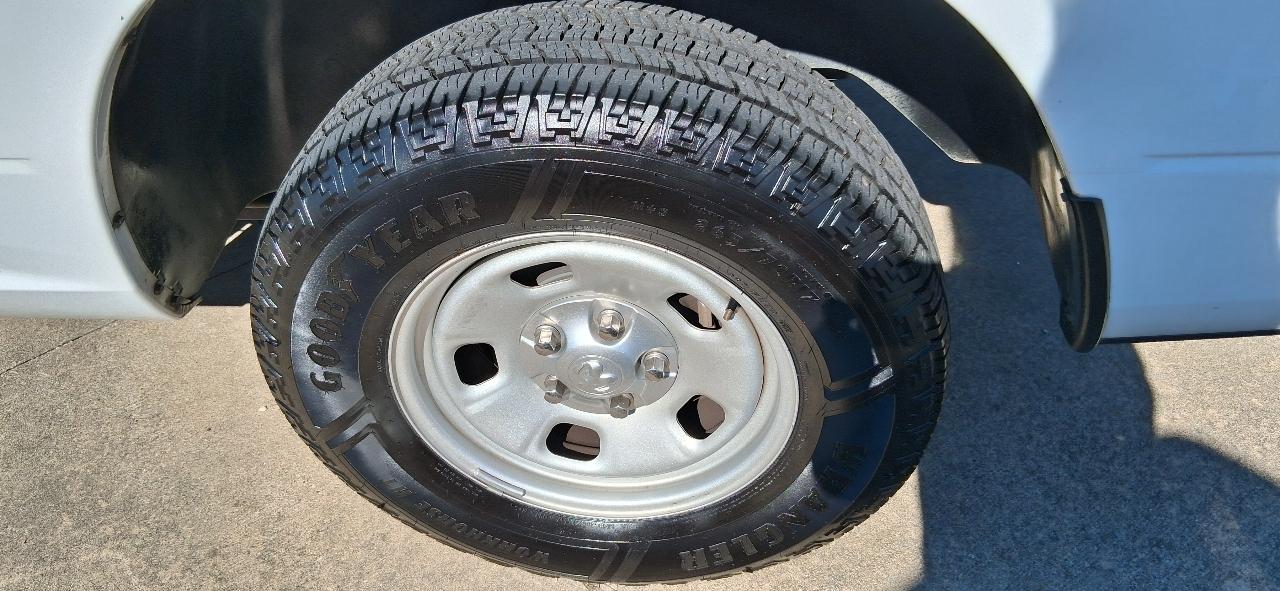 RAM 1500 Classic Tradesman 4x2 Quad Cab 6'4" Box 2019