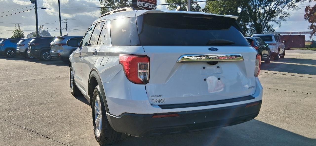 Ford Explorer XLT 4WD 2021
