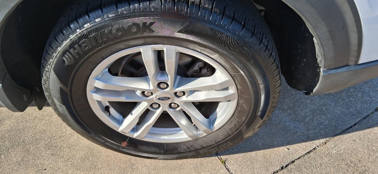 Ford Explorer XLT 4WD 2021