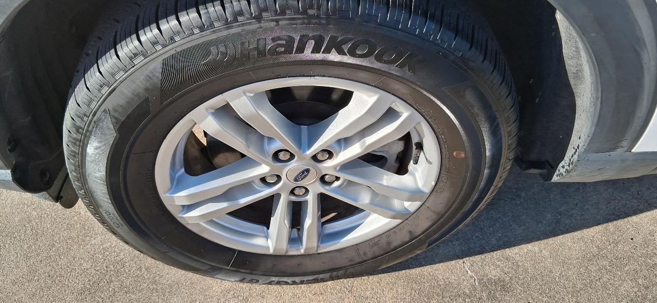 Ford Explorer XLT 4WD 2021