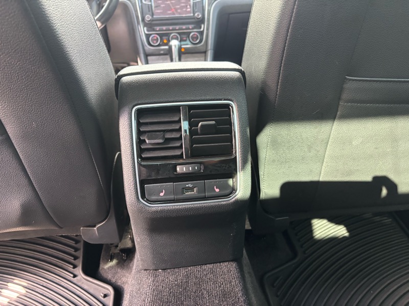 Volkswagen Passat SE 2018 Volkswagen Passat SE 2018