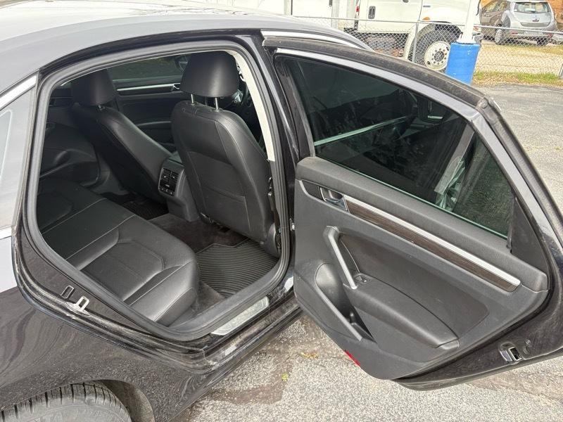 Volkswagen Passat SE 2018