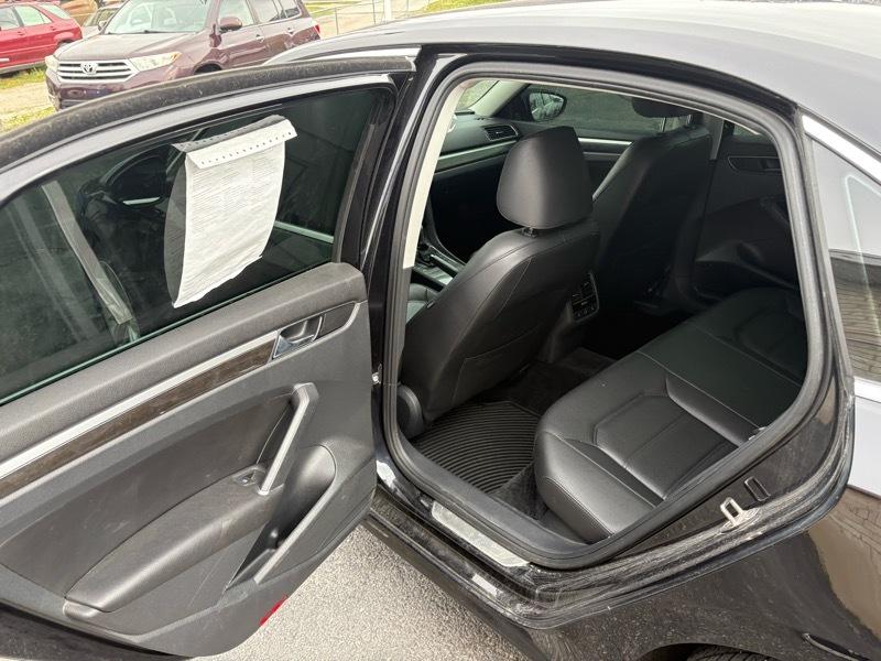 Volkswagen Passat SE 2018