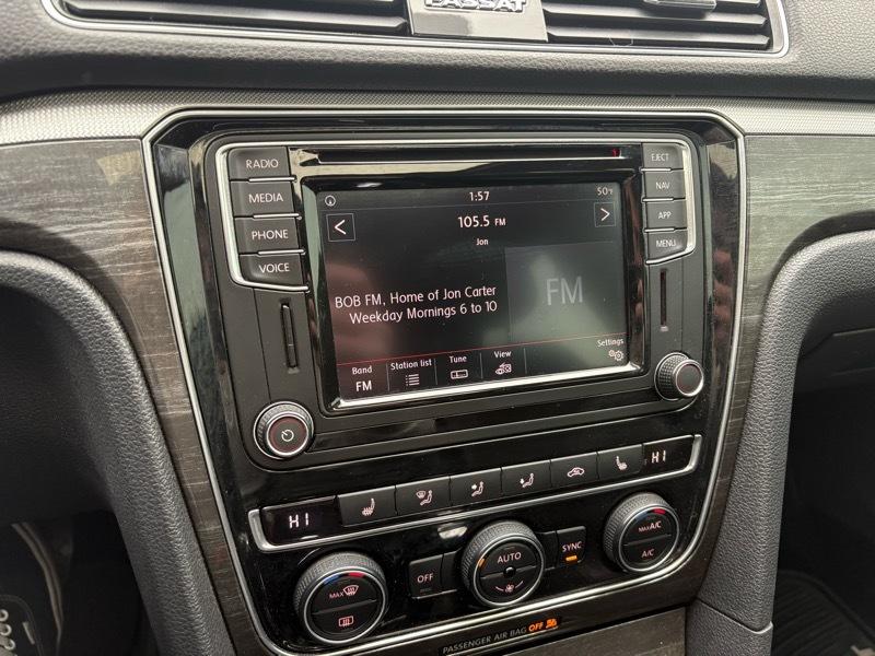 Volkswagen Passat SE 2018