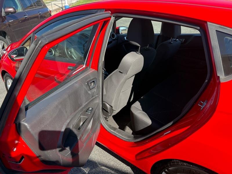 Ford Fiesta SE Hatchback 2015