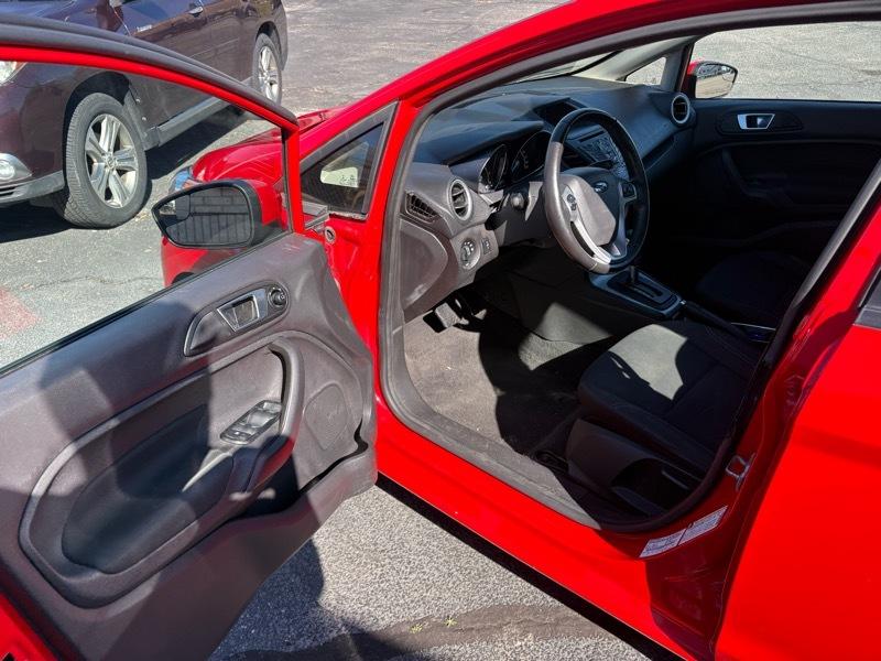 Ford Fiesta SE Hatchback 2015