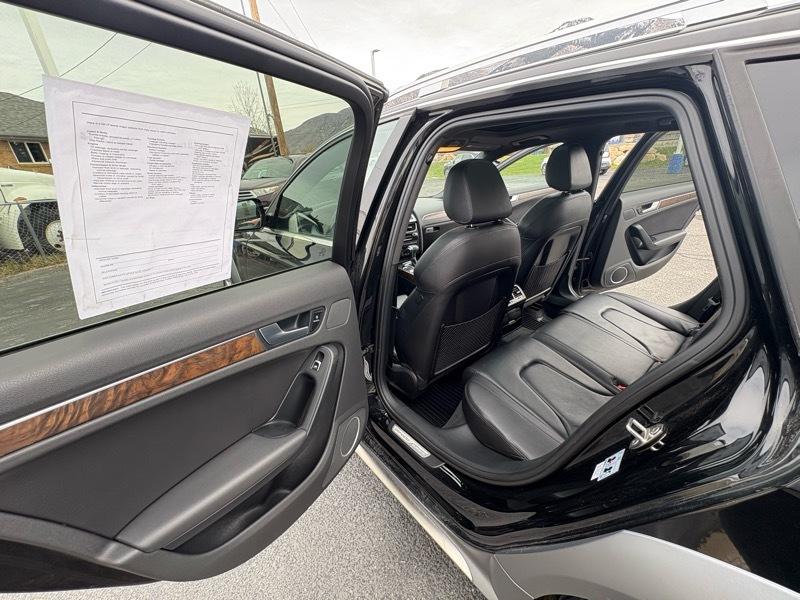 Audi allroad 4dr Wgn Premium  Plus 2016