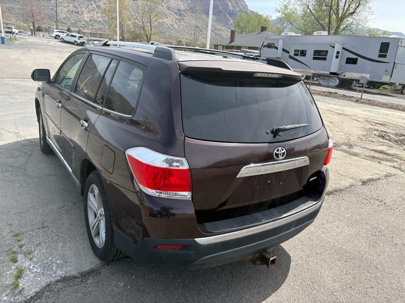 Toyota Highlander Limited 4WD 2011