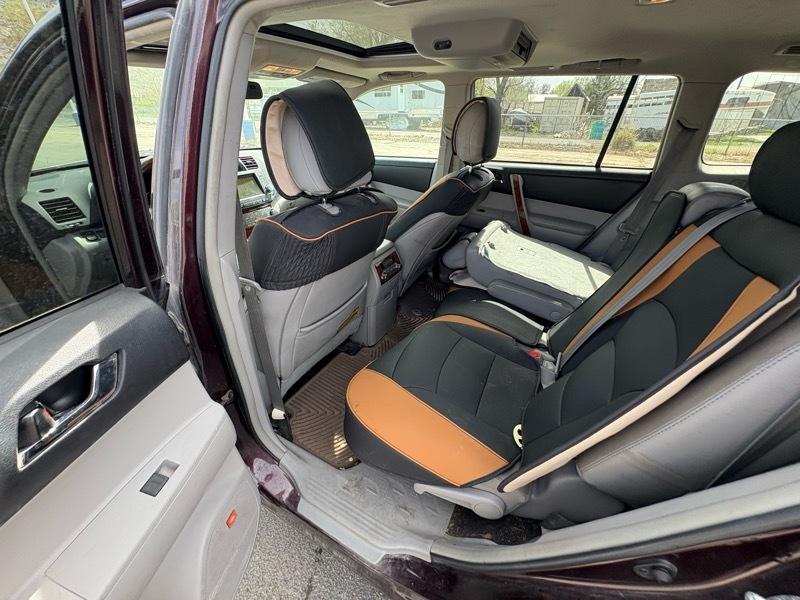 Toyota Highlander Limited 4WD 2011