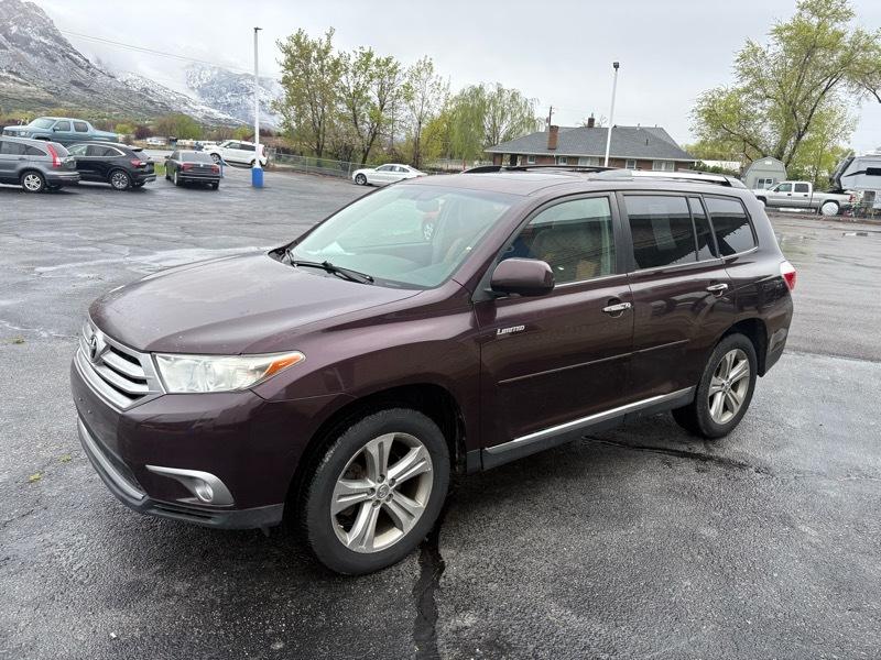 Toyota Highlander Limited 4WD 2011