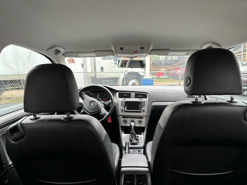 Volkswagen Golf TSI S 6A 2015