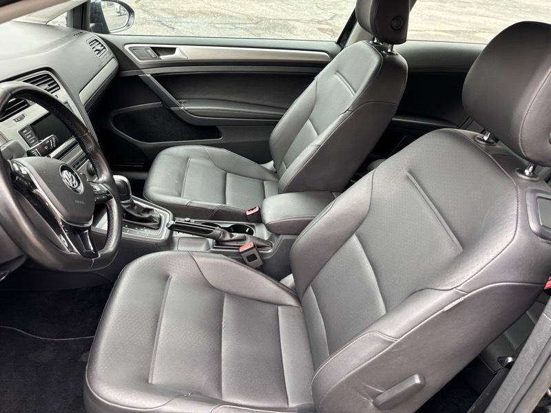 Volkswagen Golf TSI S 6A 2015