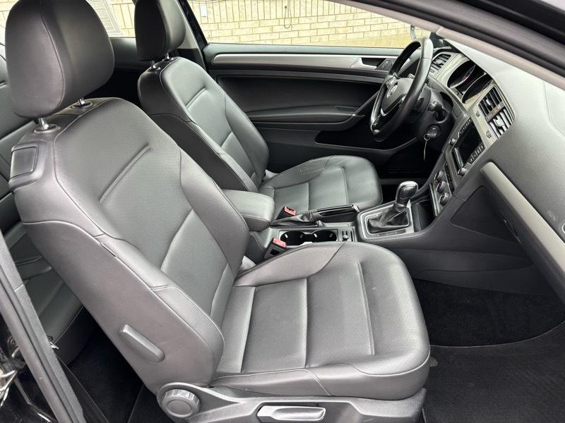 Volkswagen Golf TSI S 6A 2015