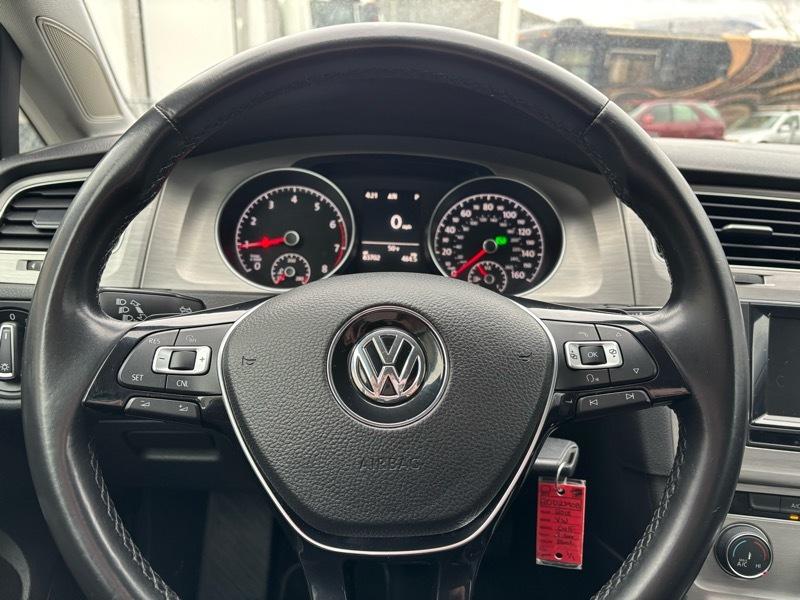 Volkswagen Golf TSI S 6A 2015