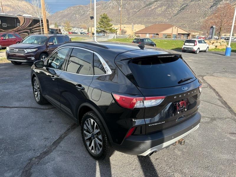 Ford Escape Titanium 4WD 2020