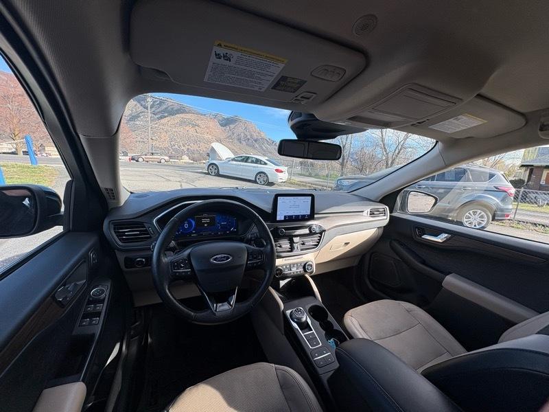 Ford Escape Titanium 4WD 2020