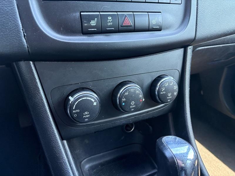 Dodge Avenger Mainstreet 2011