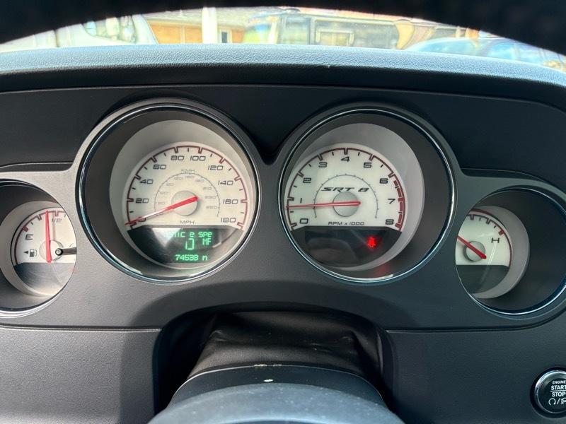 Dodge Challenger SRT8 2012