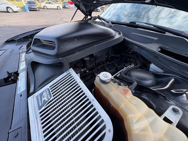 Dodge Challenger SRT8 2012