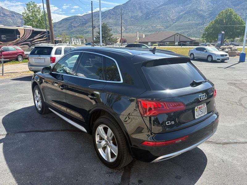 Audi Q5 2.0T Premium Plus quattro 2018
