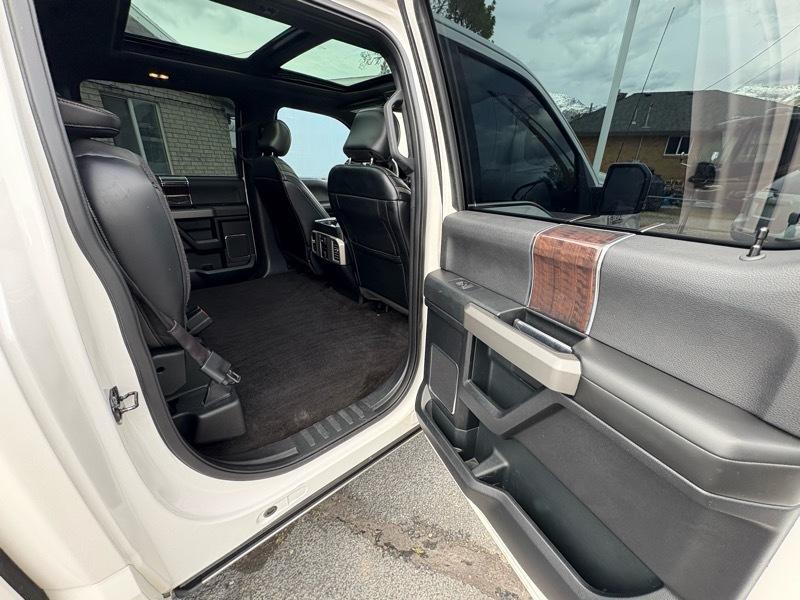 Ford F-150 4WD SuperCrew 157" Platinum 2015