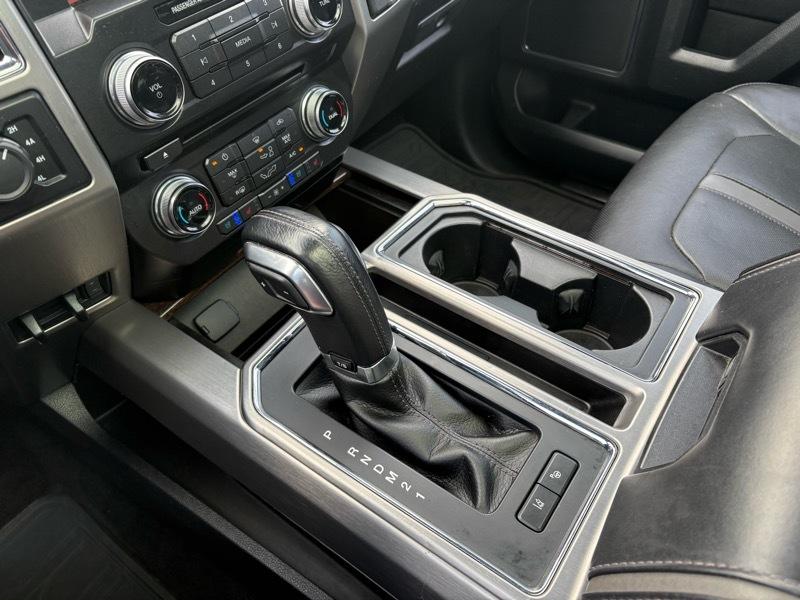 Ford F-150 4WD SuperCrew 157" Platinum 2015